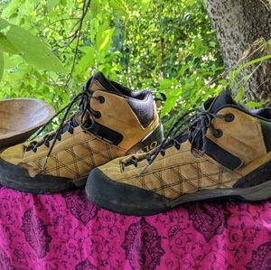 Five-Ten Guide Tennies Approach Shoes